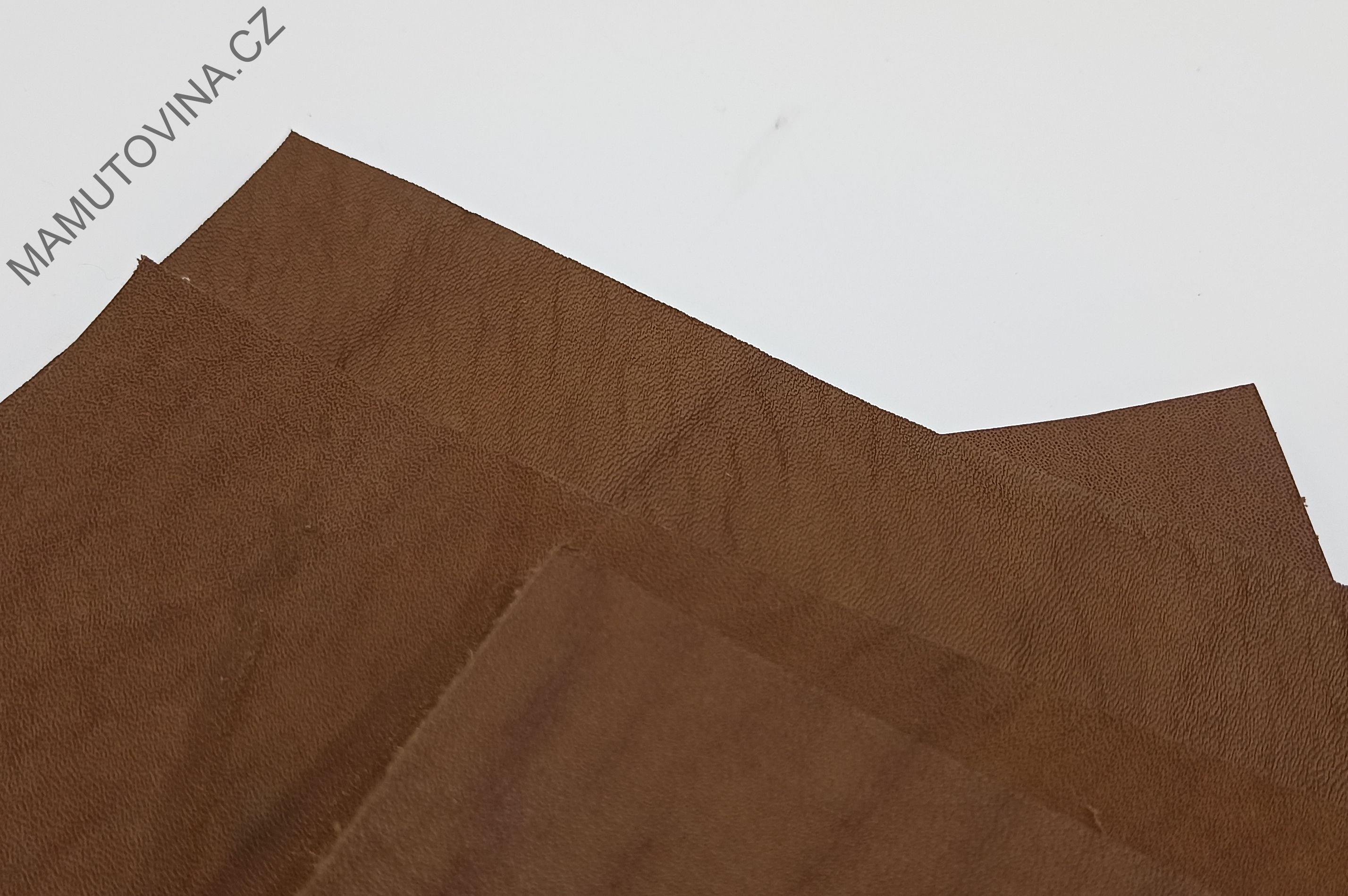 Hovězí kůže  hnědá 2 x 260 x 250 mm