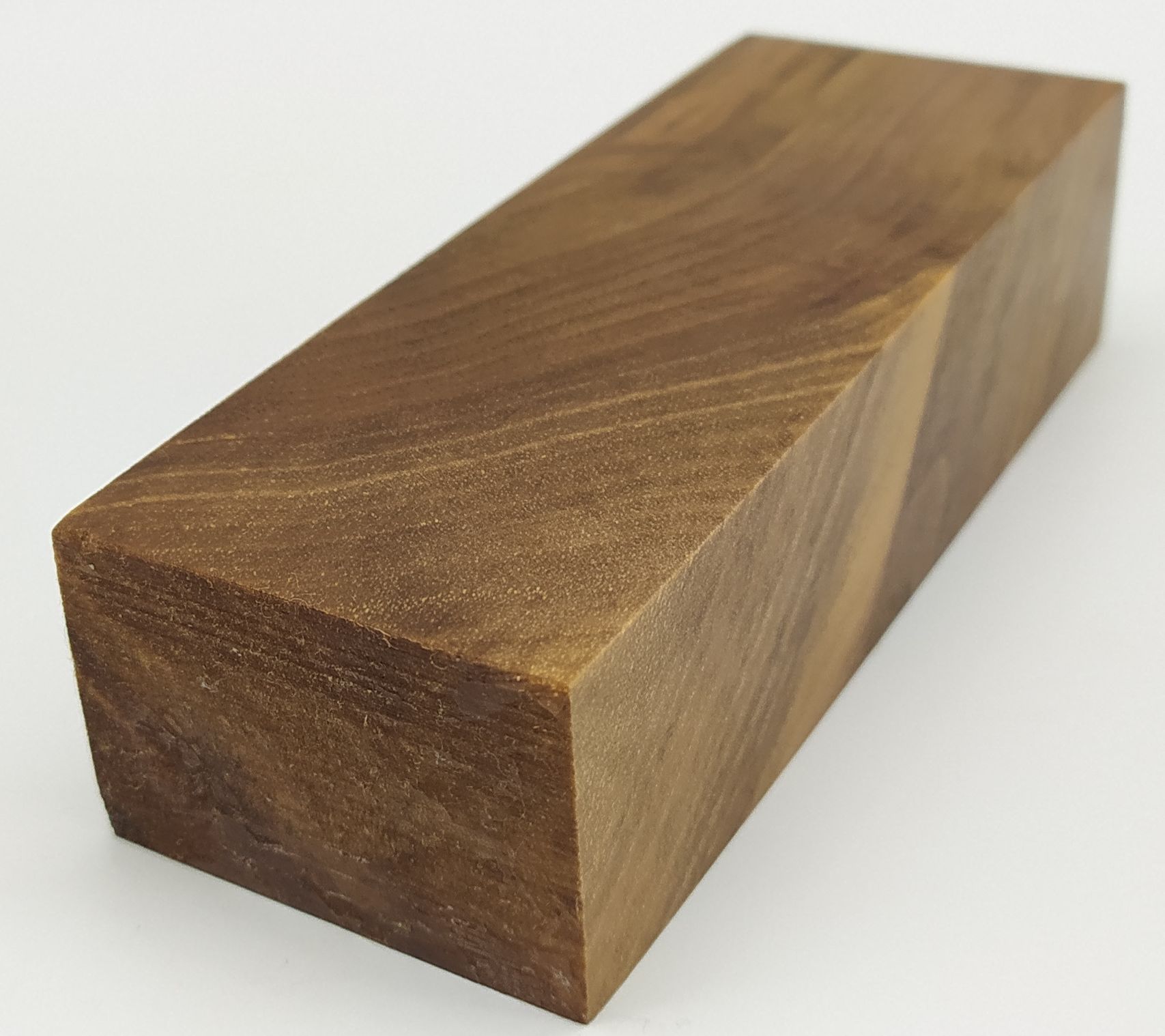 Stabilizované dřevo - ořech  129 x 47 x 31 mm