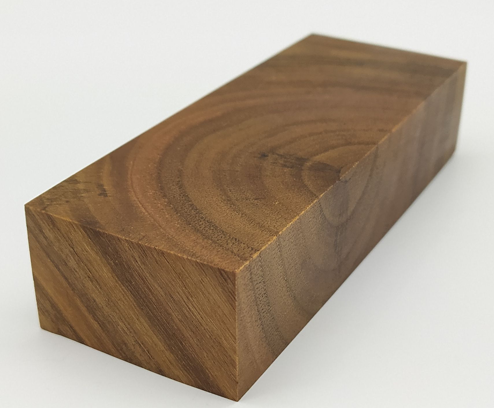 Stabilizované dřevo - ořech  125 x 47 x 27 mm
