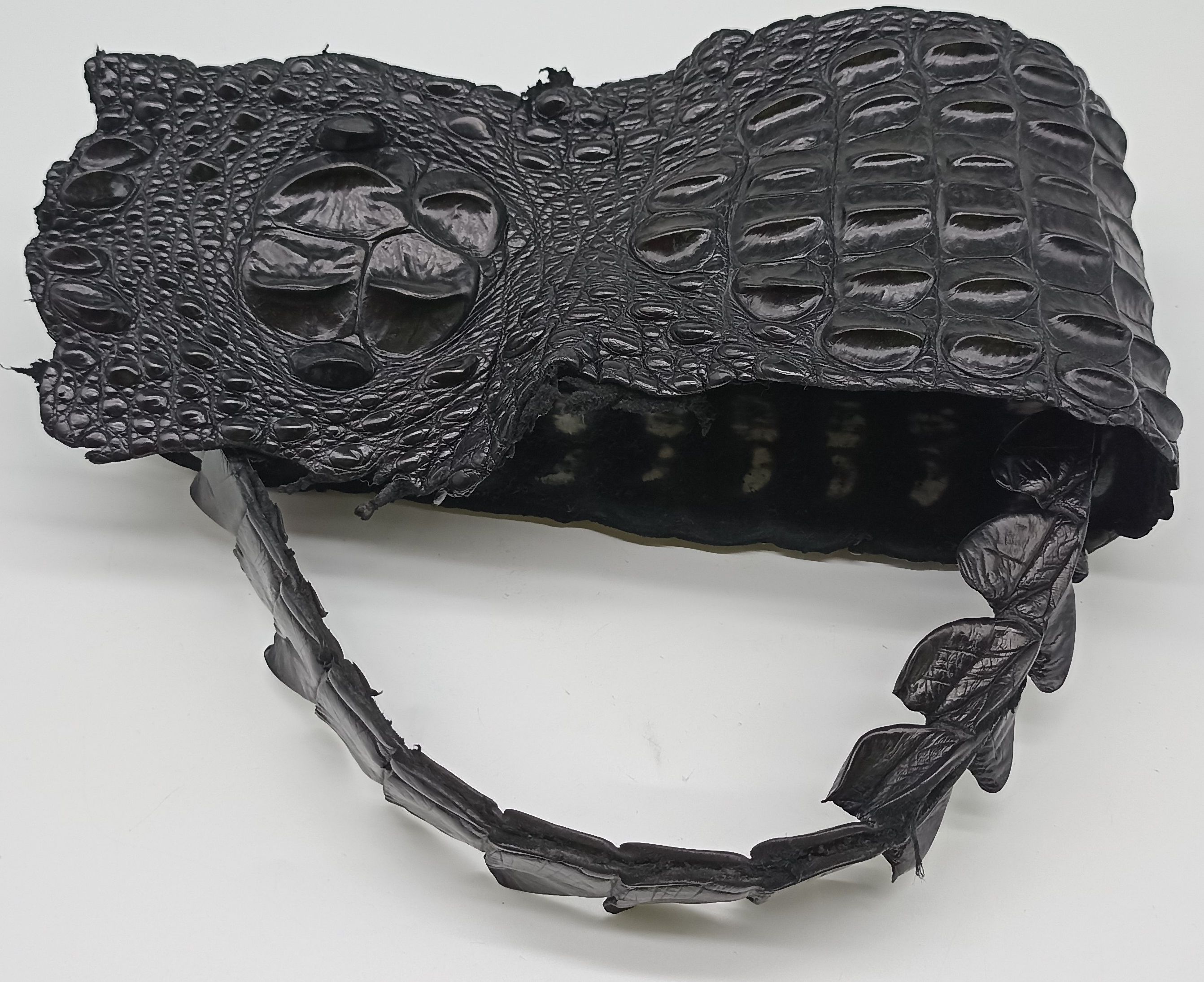 Krokodýl pás kůže ze hřbetu - černý
