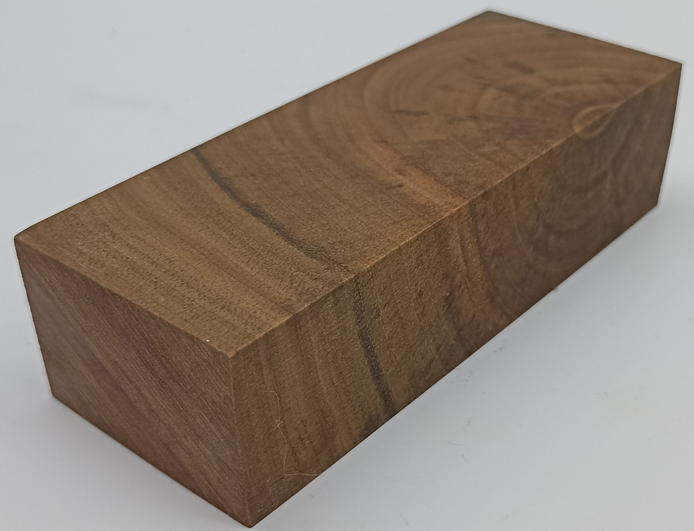 Stabilizované dřevo - ořech  123 x 46 x 31 mm