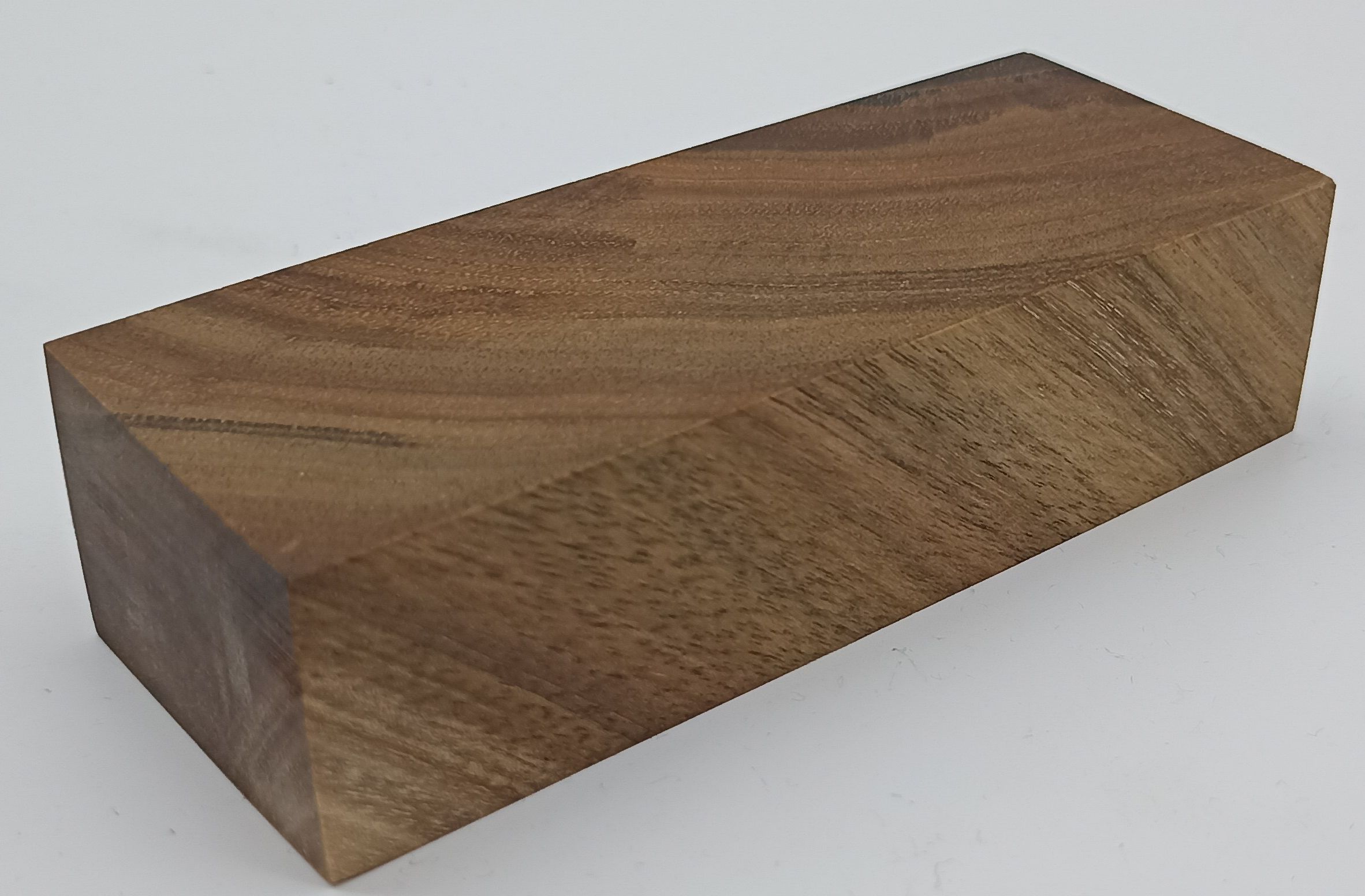 Stabilizované dřevo - ořech  126 x 46 x 31 mm