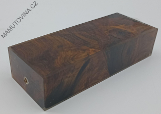 Stabilizované dřevo - ořech  127 x 46 x 29 mm