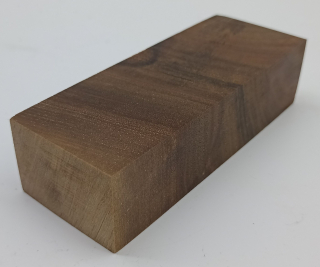 Stabilizované dřevo - ořech  124 x 47 x 31 mm