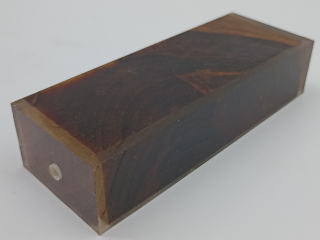 Stabilizované dřevo - ořech  123 x 46 x 29 mm